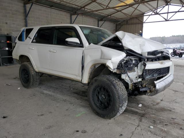 Photo 4 from auction – 2018 TOYOTA 4RUNNER SR with VIN JTEBU5JR8J5483373