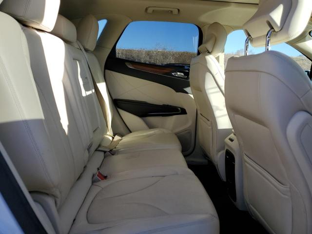 Photo 11 from auction – 2015 LINCOLN MKC with VIN 5LMTJ2AH5FUJ30795
