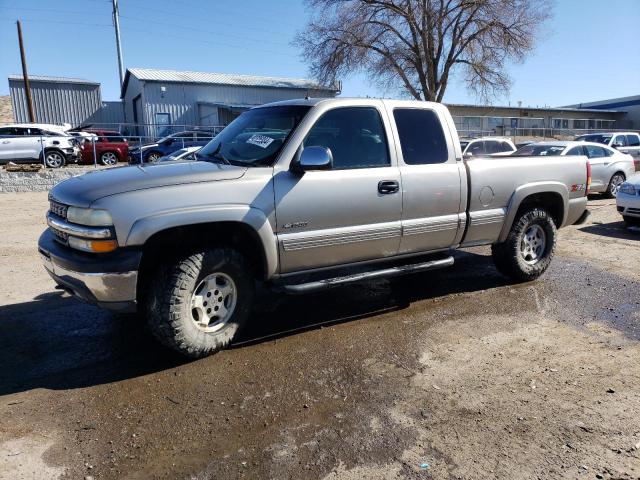 CHEVROLET SILVERADO 2002 with VIN 1GCEK19TX2Z256292 - Photo from auction