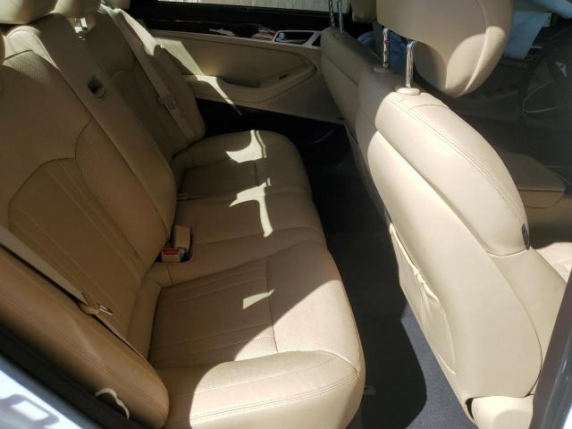 Photo 10 from auction – 2016 HYUNDAI GENESIS 3. with VIN KMHGN4JE1GU121863
