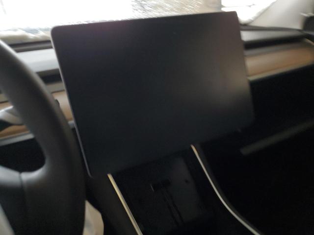 Photo 9 from auction – 2021 TESLA MODEL Y with VIN 5YJYGDEE1MF083908