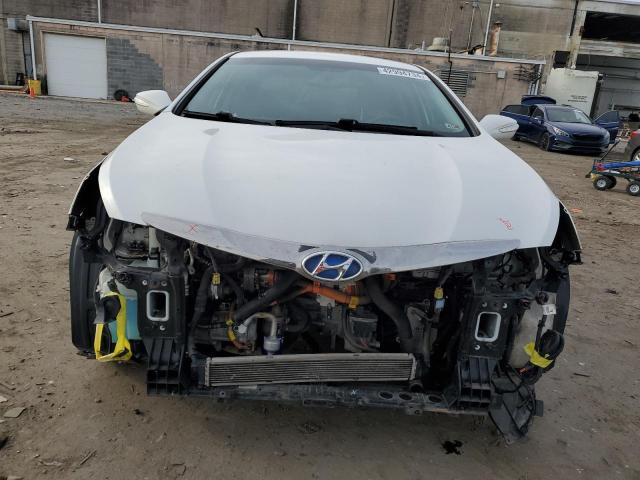 Photo 5 from auction – 2013 HYUNDAI SONATA HYB with VIN KMHEC4A41DA087974
