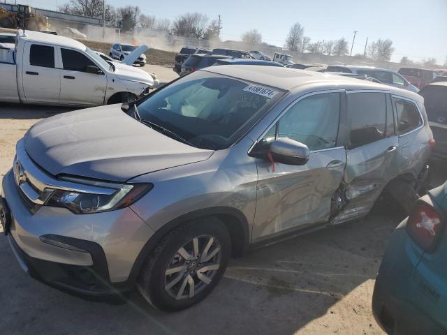 HONDA PILOT EXL 2019 with VIN 5FNYF6H54KB082355 - Photo from auction