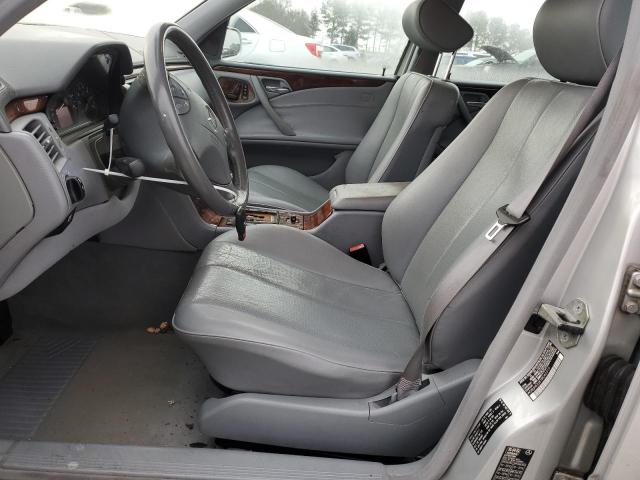 Photo 7 from auction – 2000 MERCEDES-BENZ E 320 with VIN WDBJH65J8YB043310