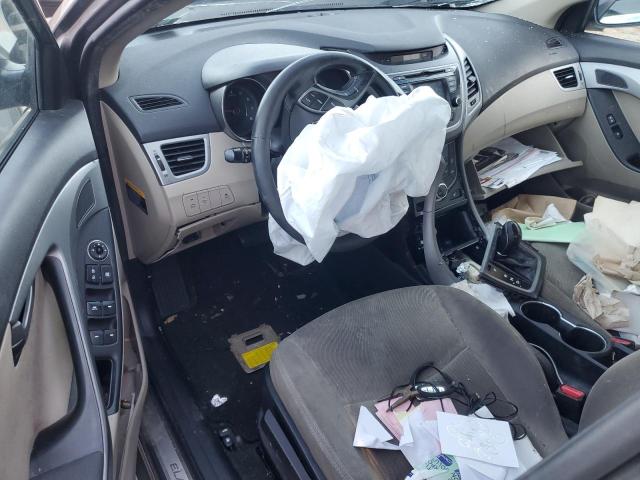 Photo 8 from auction – 2016 HYUNDAI ELANTRA SE with VIN 5NPDH4AE0GH677154