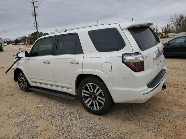 Photo 2 from auction – 2018 TOYOTA 4RUNNER SR with VIN JTEZU5JR8J5181676