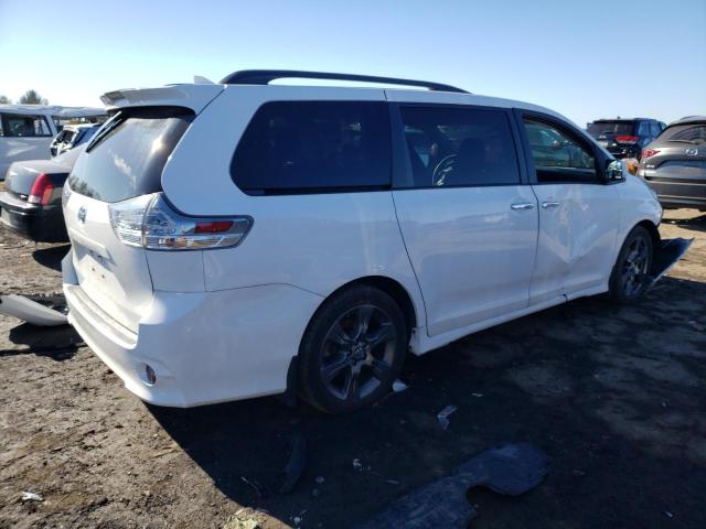 Photo 3 from auction – 2018 TOYOTA SIENNA SE with VIN 5TDXZ3DC6JS912849
