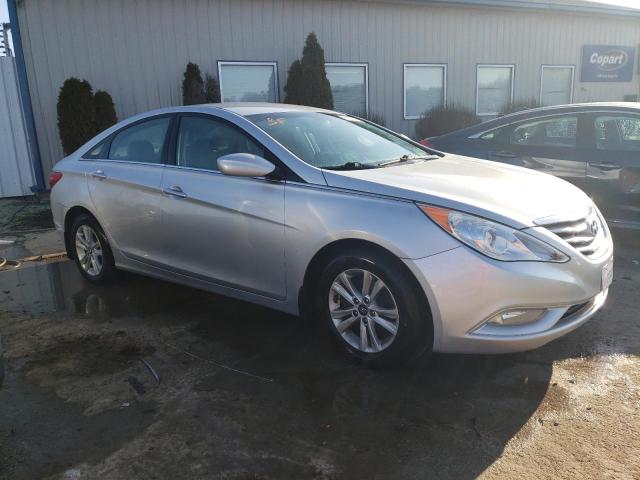 Photo 4 from auction – 2013 HYUNDAI SONATA GLS with VIN 5NPEB4AC0DH706636