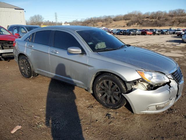 Photo 4 from auction – 2013 CHRYSLER 200 TOURIN with VIN 1C3CCBBG2DN527481