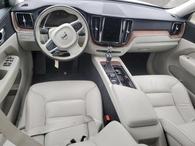 Photo 8 from auction – 2021 VOLVO XC60 T5 MO with VIN YV4102RK1M1685269
