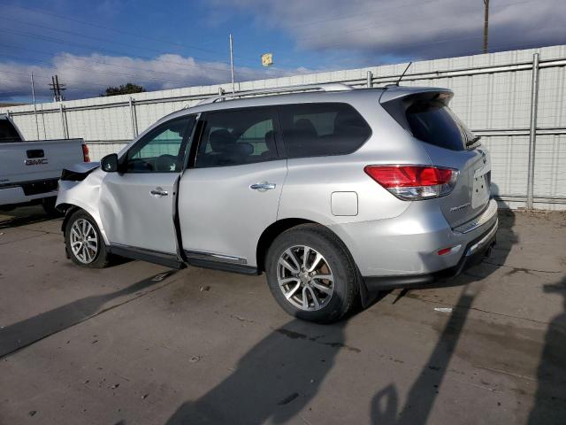 Photo 2 from auction – 2014 NISSAN PATHFINDER with VIN 5N1AR2MM2EC619400