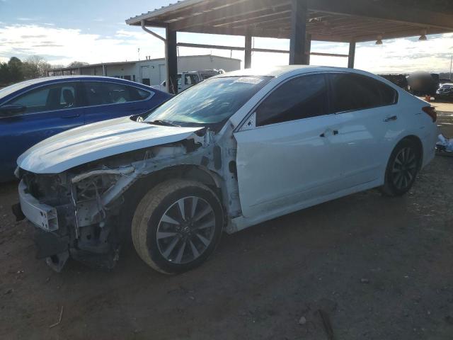 NISSAN ALTIMA 2.5 2017 with VIN 1N4AL3AP6HC256040 - Photo from auction