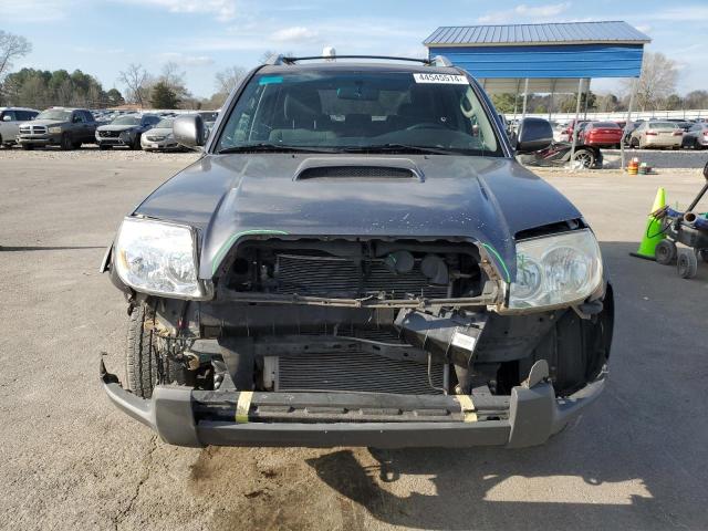 Photo 5 from auction – 2003 TOYOTA 4RUNNER SR with VIN JTEZU14R130012412