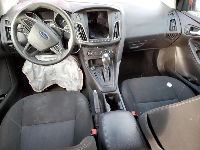Zdjęcie 8 z aukcji – 2015 FORD FOCUS SE z VIN 1FADP3K21FL307171