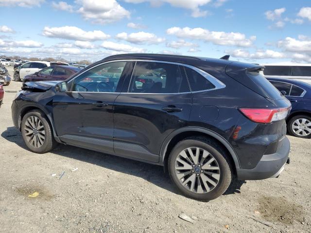 Photo 2 from auction – 2020 FORD ESCAPE TIT with VIN 1FMCU9J93LUA15006
