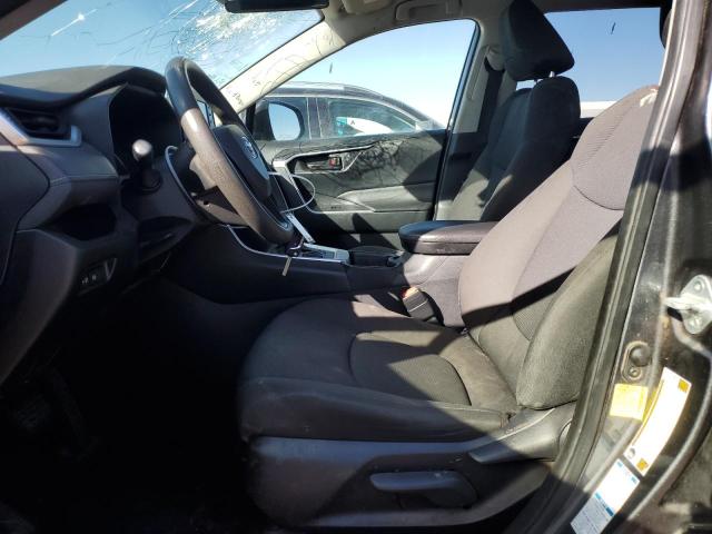 Photo 7 from auction – 2019 TOYOTA RAV4 LE with VIN JTMF1RFV7KD042157