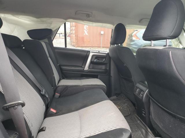 Photo 11 from auction – 2014 TOYOTA 4RUNNER SR with VIN JTEBU5JR8E5191020