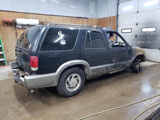Photo 3 from auction – 2000 CHEVROLET BLAZER with VIN 1GNDT13WXY2275767