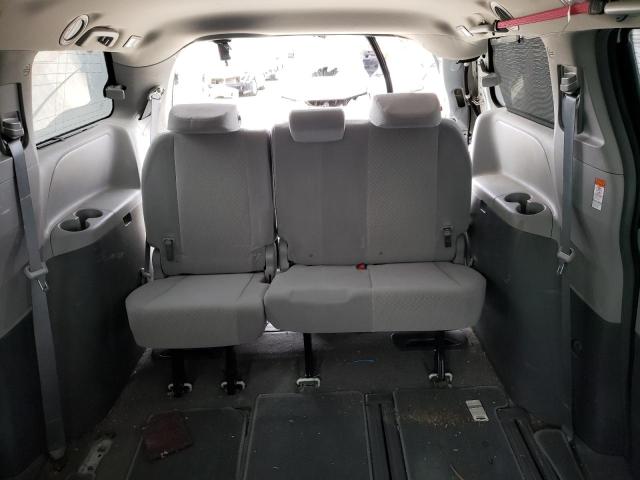 Photo 10 from auction – 2018 TOYOTA SIENNA LE with VIN 5TDJZ3DC4JS193347
