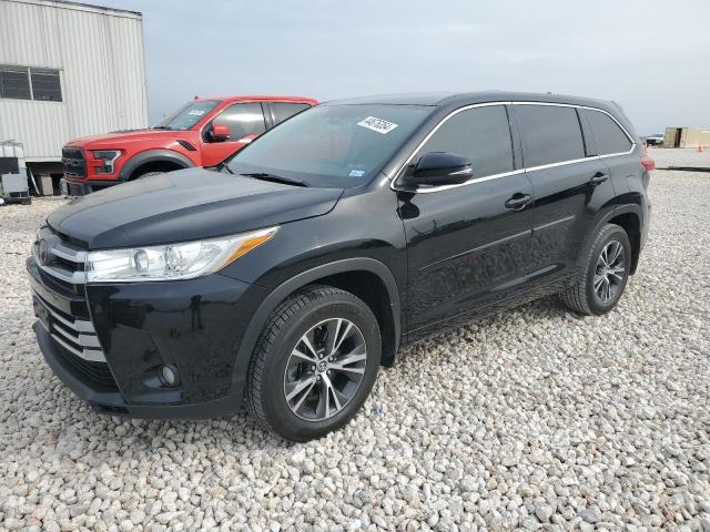 TOYOTA HIGHLANDER 2017 with VIN 5TDZZRFH9HS192820 - Photo from auction