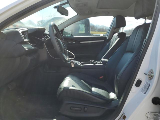Photo 7 from auction – 2017 HONDA CIVIC COUP with VIN 2HGFC1F72HH652218