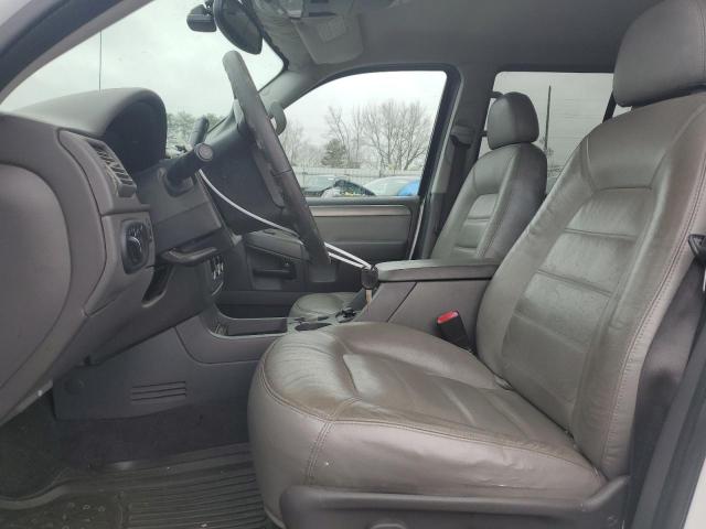 Photo 7 from auction – 2005 FORD EXPLORER X with VIN 1FMZU63K95UA04121