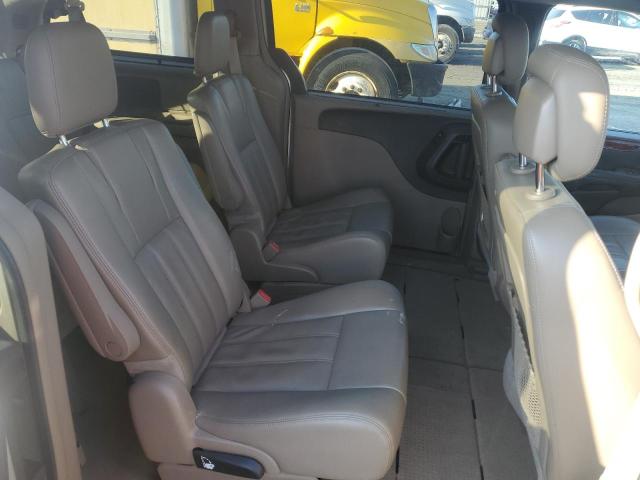 Photo 11 from auction – 2015 CHRYSLER TOWN & COU with VIN 2C4RC1BG7FR521908