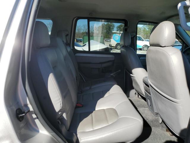 Photo 11 from auction – 2005 FORD EXPLORER X with VIN 1FMZU63K65UA50330