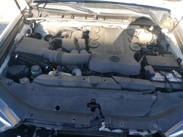 Photo 12 from auction – 2019 TOYOTA 4RUNNER SR with VIN JTEBU5JR7K5640294