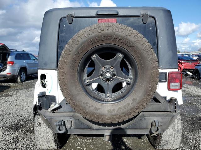 Photo 6 from auction – 2016 JEEP WRANGLER U with VIN 1C4BJWEG0GL129511