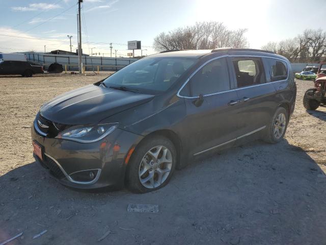 CHRYSLER PACIFICA T 2017 with VIN 2C4RC1BG9HR511514 - Photo from auction