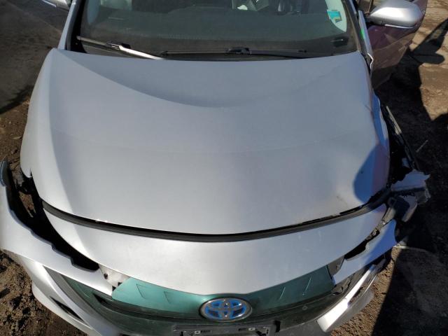 Photo 11 from auction – 2018 TOYOTA PRIUS PRIM with VIN JTDKARFP1J3101465