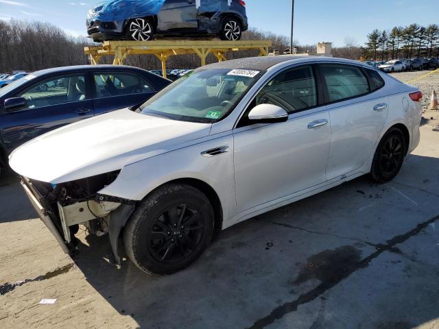 KIA OPTIMA LX 2016 with VIN KNAGT4L31G5081698 - Photo from auction