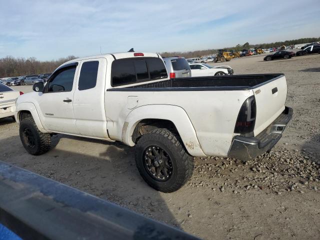 Photo 2 from auction – 2015 TOYOTA TACOMA PRE with VIN 5TFTX4GN0FX041827