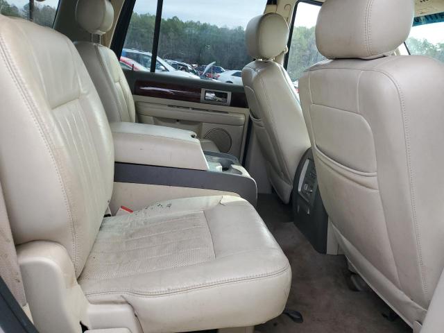 Photo 11 from auction – 2004 LINCOLN NAVIGATOR with VIN 5LMFU27R74LJ04903