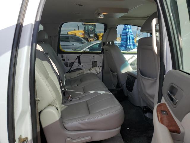 Photo 11 from auction – 2008 CHEVROLET SUBURBAN C with VIN 1GNFC16028R138278