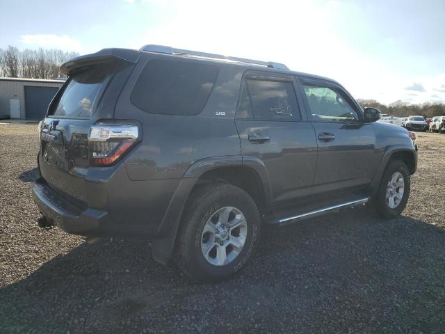 Photo 3 from auction – 2018 TOYOTA 4RUNNER SR with VIN JTEBU5JR0J5532226