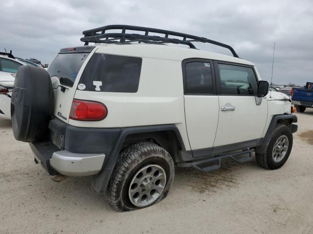 Photo 3 from auction – 2011 TOYOTA FJ CRUISER with VIN JTEBU4BF2BK104269