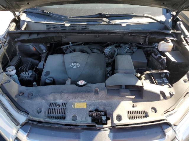 Photo 12 from auction – 2019 TOYOTA HIGHLANDER with VIN 5TDZZRFHXKS311692