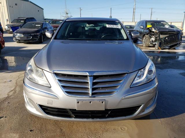 Photo 5 from auction – 2012 HYUNDAI GENESIS 3. with VIN KMHGC4DDXCU152032