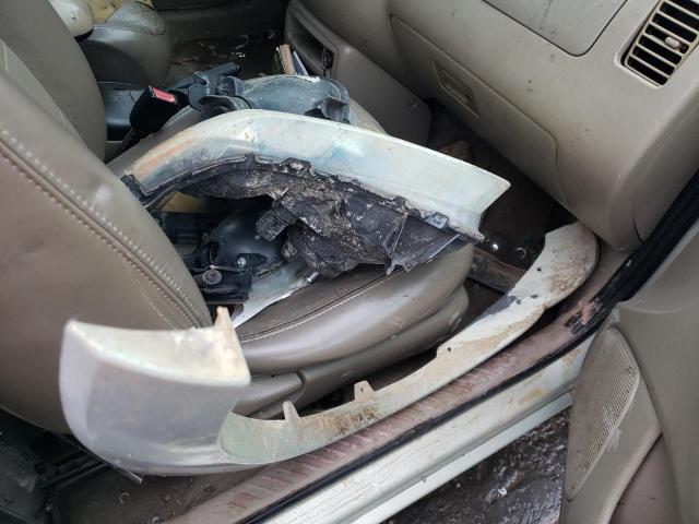 Photo 13 from auction – 2004 FORD ESCAPE LIM with VIN 1FMCU04134KA49476
