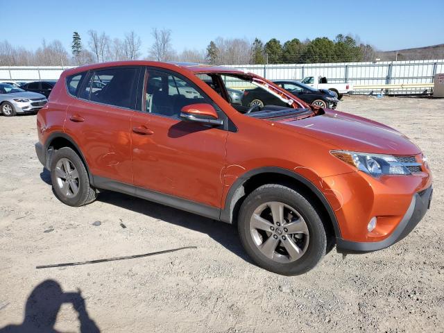 Photo 4 from auction – 2015 TOYOTA RAV4 XLE with VIN JTMRFREV0FD147936