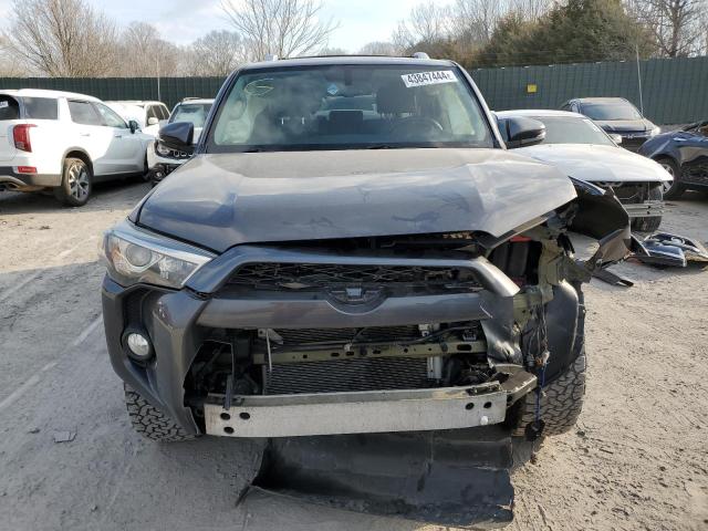 Photo 5 from auction – 2014 TOYOTA 4RUNNER SR with VIN JTEBU5JR0E5155015