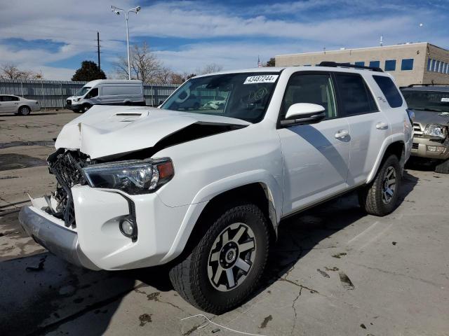 TOYOTA 4RUNNER SR 2020 with VIN JTEBU5JR2L5779833 - Photo from auction