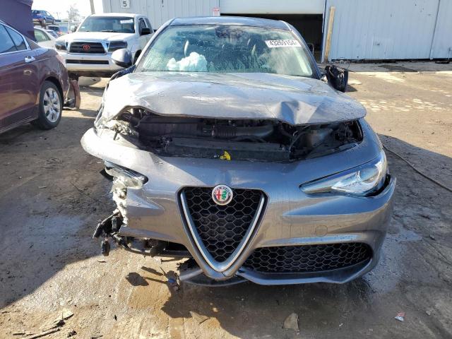 Photo 5 from auction – 2017 ALFA ROMEO GIULIA Q4 with VIN ZARFAEDN5H7536784