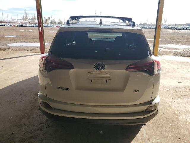 Photo 6 from auction – 2017 TOYOTA RAV4 LE with VIN JTMZFREV0HJ712237