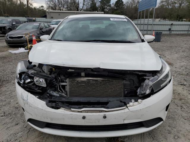 Photo 5 from auction – 2018 KIA FORTE LX with VIN 3KPFL4A78JE246811