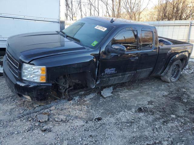 CHEVROLET SILVERADO 2013 with VIN 1GCRKSE77DZ300400 - Photo from auction