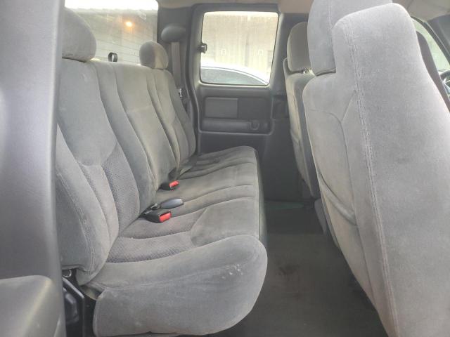 Photo 10 from auction – 2004 CHEVROLET SILVERADO with VIN 2GCEC19T641268660