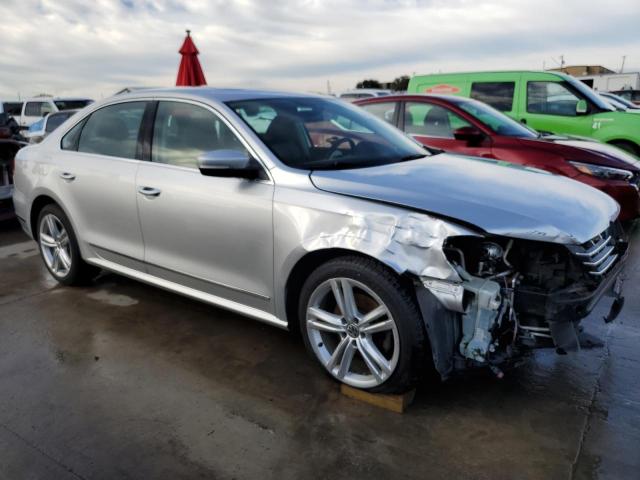 Photo 4 from auction – 2014 VOLKSWAGEN PASSAT SEL with VIN 1VWCN7A3XEC072116